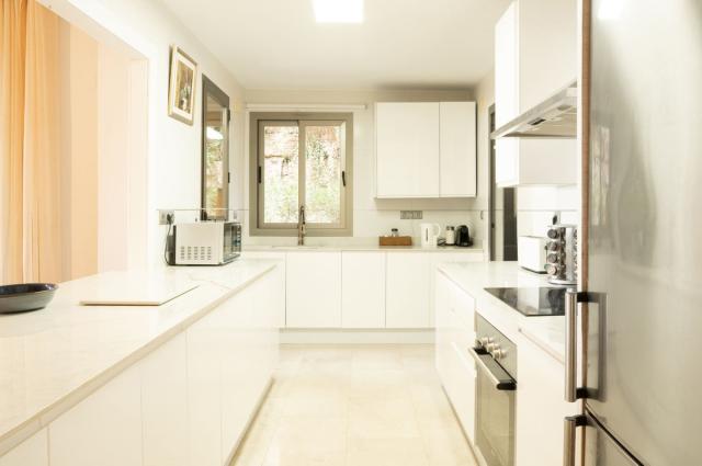 3 bedroom Apartment - Ground Floor Apartment in Benahavís