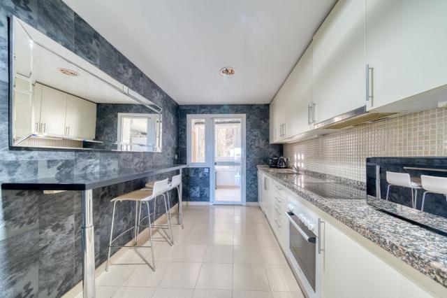 3 bedroom Apartment - Middle Floor Apartment in La Quinta