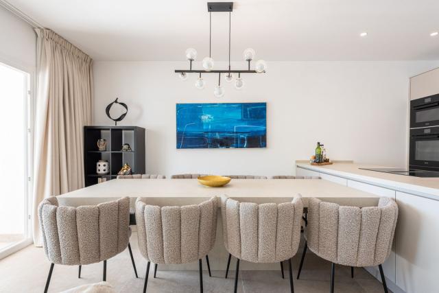 4 bedroom House - Semi-Detached House in Nueva Andalucía