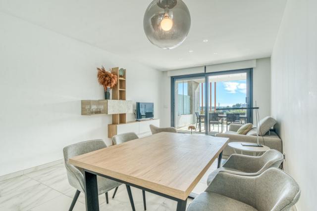 2 bedroom Apartment - Penthouse in Estepona