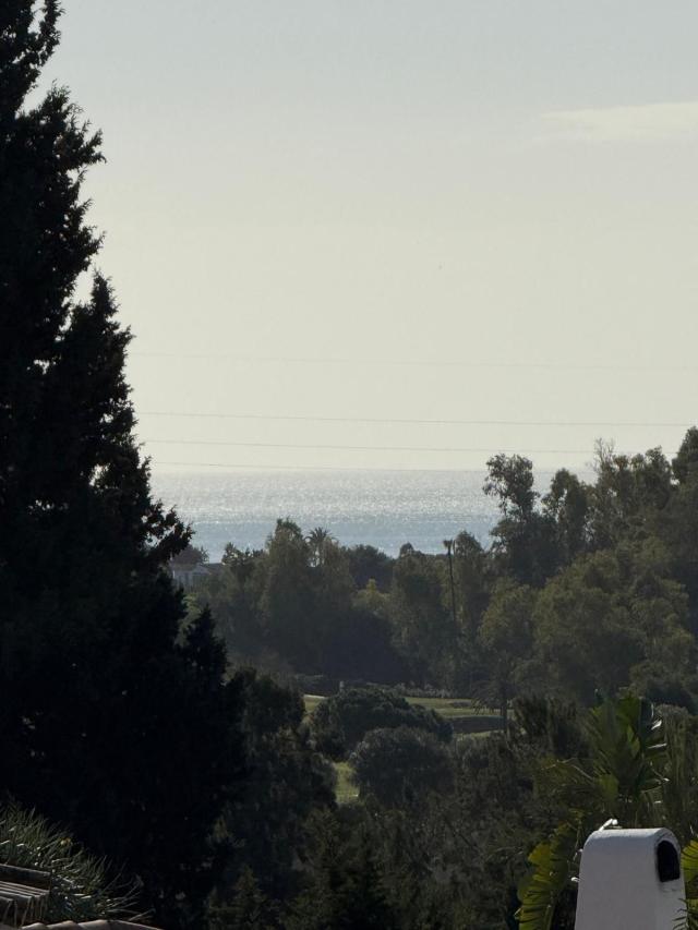 5 bedroom House - Detached Villa in El Paraiso