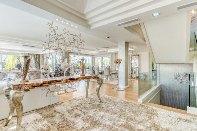 8 bedroom House - Detached Villa in Bahía de Marbella