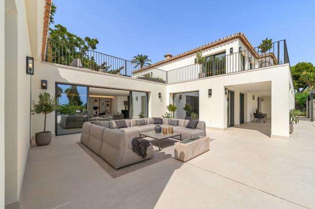 5 bedroom House - Detached Villa in The Golden Mile