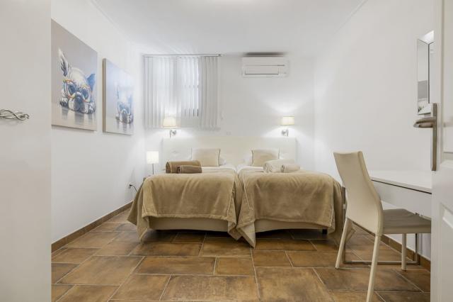 5 bedroom House - Townhouse in La Heredia