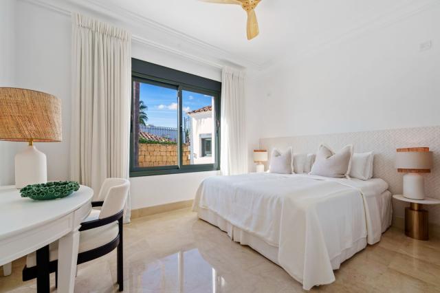 4 bedroom House - Detached Villa in Nueva Andalucía