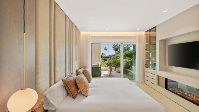 3 bedroom Apartment - Ground Floor Apartment in New Golden Mile