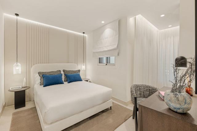 3 bedroom Apartment - Ground Floor Apartment in New Golden Mile