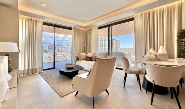 2 bedroom Apartment - Middle Floor Apartment in Fuengirola