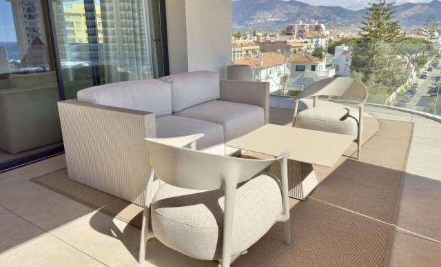 2 bedroom Apartment - Middle Floor Apartment in Fuengirola