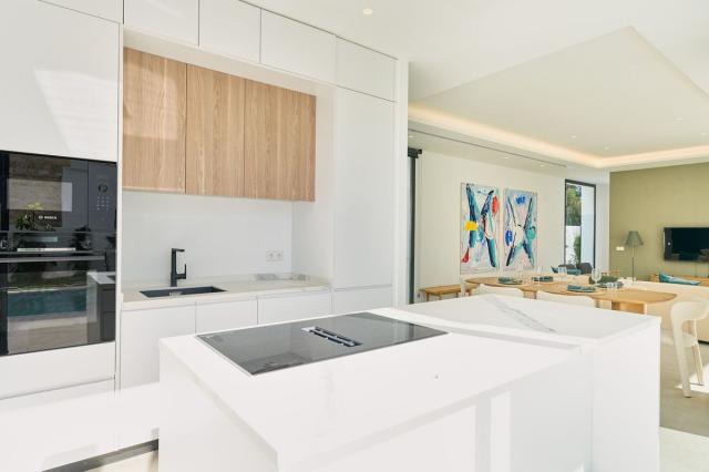 5 bedroom House - Detached Villa in Estepona