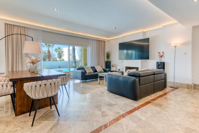 4 bedroom House - Semi-Detached House in Santa Clara