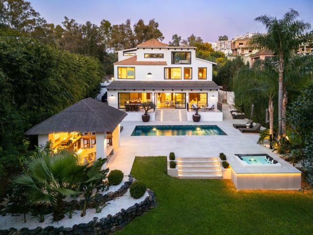 5 bedroom House - Detached Villa in Marbella