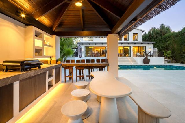 5 bedroom House - Detached Villa in Marbella