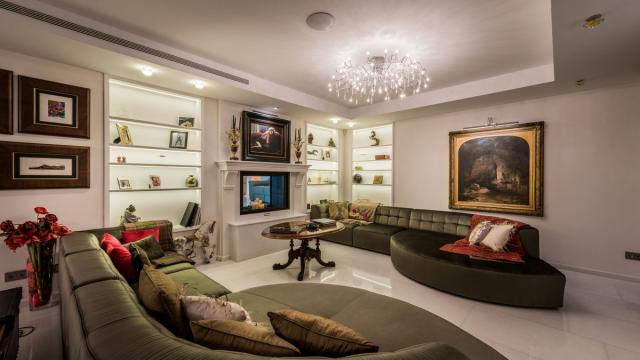 6 bedroom House - Detached Villa in Nueva Andalucía