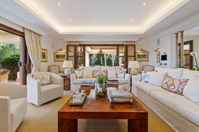 6 bedroom House - Detached Villa in The Golden Mile