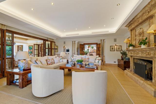 6 bedroom House - Detached Villa in The Golden Mile