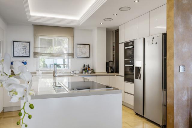 4 bedroom Apartment - Penthouse Duplex in Benahavís