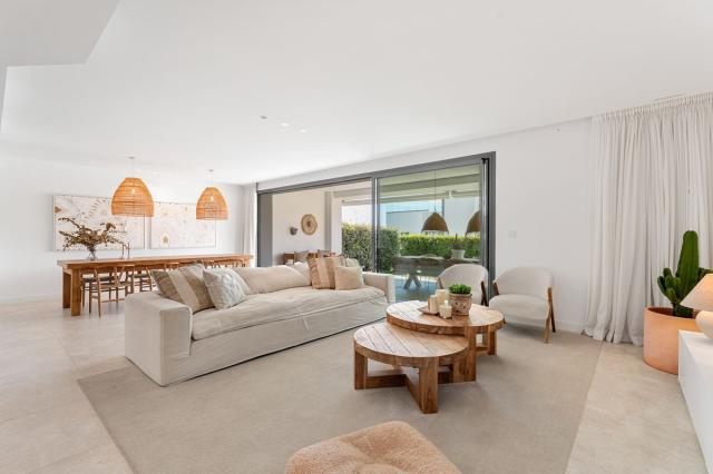 4 bedroom Apartment - Ground Floor Apartment in Marbella