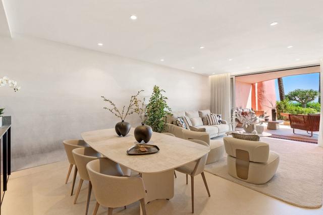 3 bedroom Apartment - Ground Floor Apartment in New Golden Mile