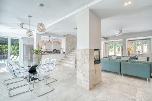 6 bedroom House - Detached Villa in El Rosario