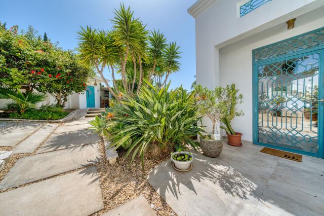 6 bedroom House - Detached Villa in El Rosario