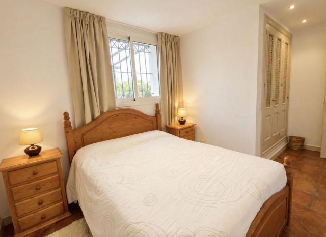 4 bedroom House - Detached Villa in La Duquesa