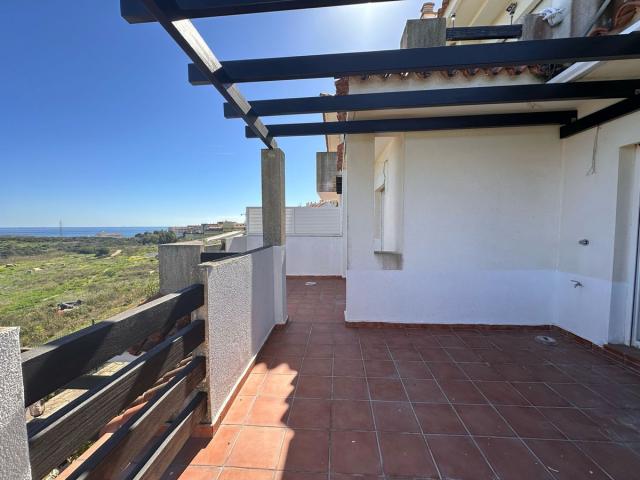 2 bedroom Apartment - Middle Floor Apartment in La Duquesa