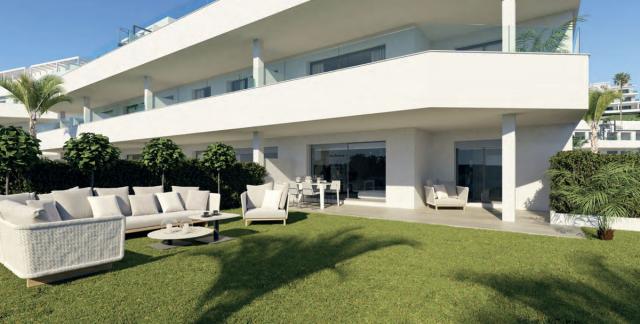 3 bedroom Apartment - Middle Floor Apartment in New Golden Mile