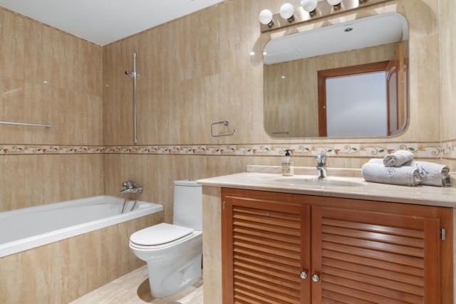 5 bedroom House - Detached Villa in Benahavís