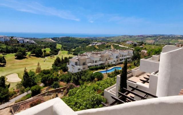 3 bedroom Apartment - Penthouse in Casares