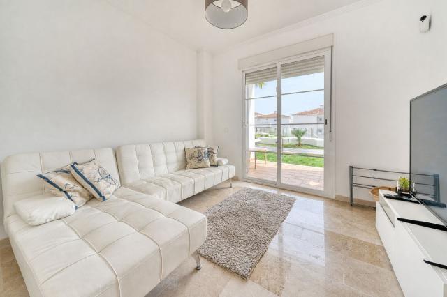 2 bedroom Apartment - Ground Floor Apartment in La Duquesa