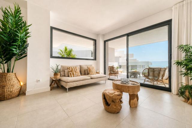3 bedroom Apartment - Middle Floor Apartment in La Duquesa