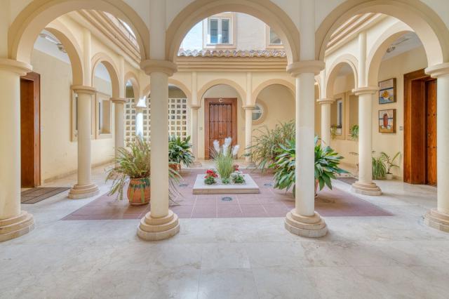 3 bedroom Apartment - Penthouse Duplex in San Roque