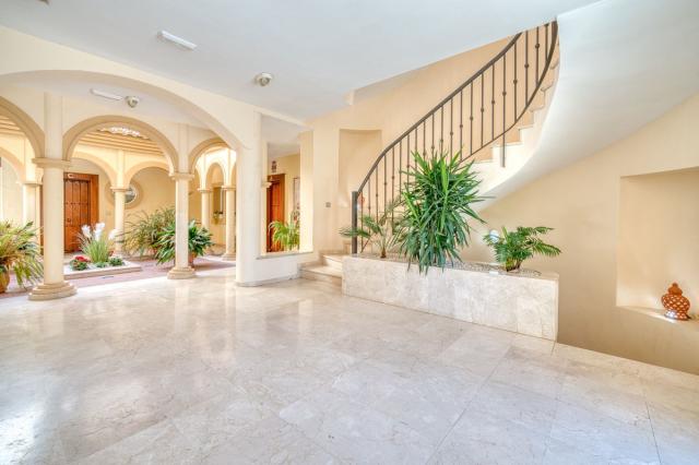 3 bedroom Apartment - Penthouse Duplex in San Roque