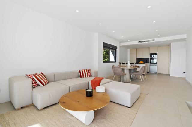 5 bedroom House - Townhouse in New Golden Mile