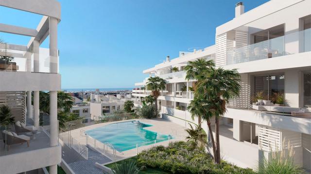 4 bedroom Apartment - Middle Floor Apartment in Estepona