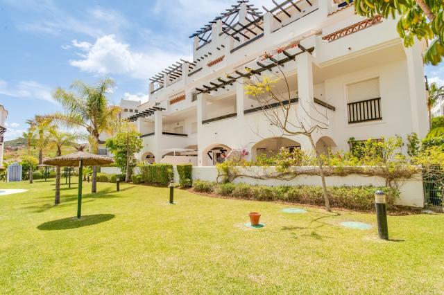 2 bedroom Apartment - Ground Floor Apartment in La Duquesa