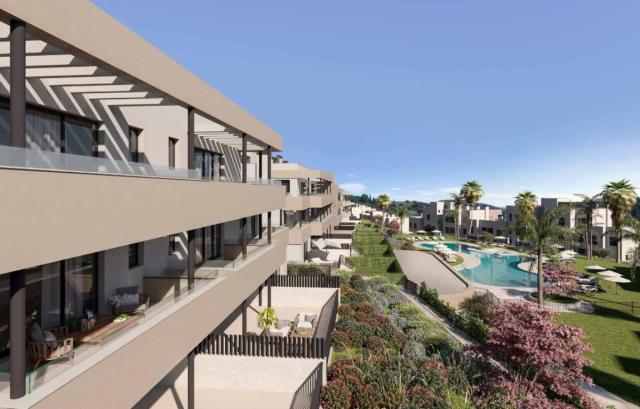 4 bedroom Apartment - Middle Floor Apartment in Casares Playa