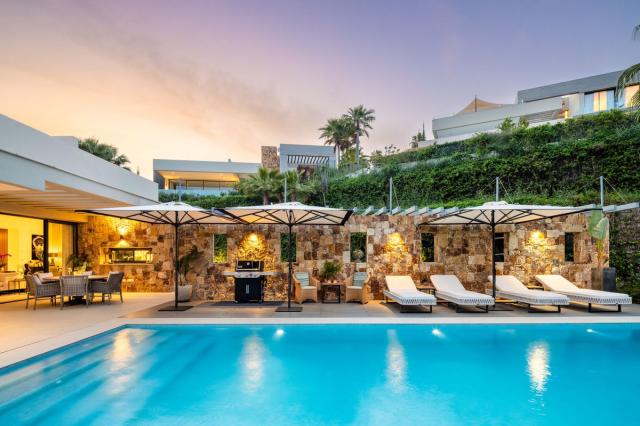 5 bedroom House - Detached Villa in Marbella