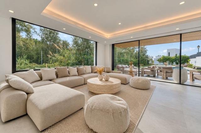 5 bedroom House - Detached Villa in Benalmadena