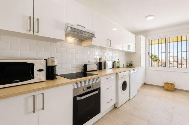 4 bedroom House - Townhouse in Costabella