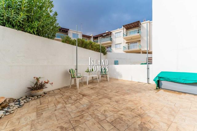 2 bedroom townhouse with private swimming pool and 25m2 roof terrace in quiet location of Kapparis - ENK103