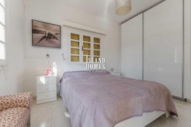 2 bedroom, ground floor apartment with TITLE DEEDS, in a cul de sac location just 400m walk to the beach in Protaras - PRO139